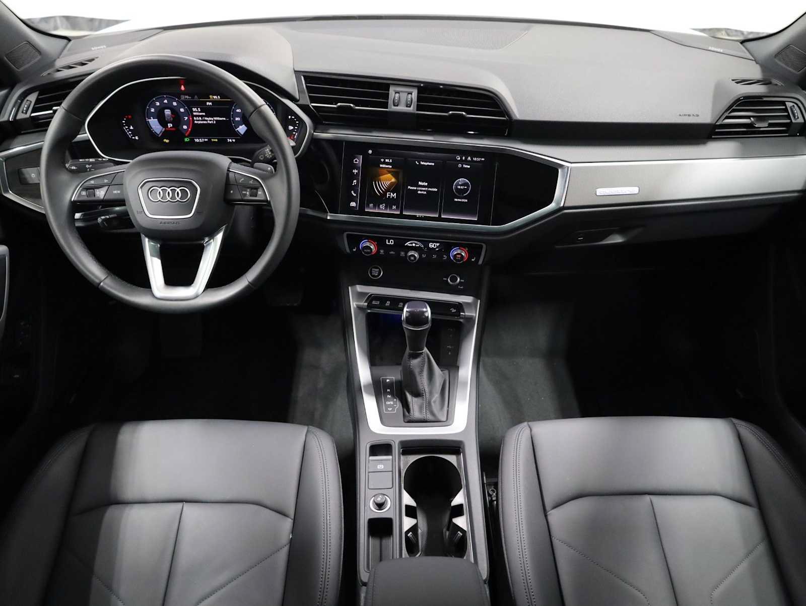 Used 2025 Audi Q3 2.0T Premium Plus AWD/4WD image 24