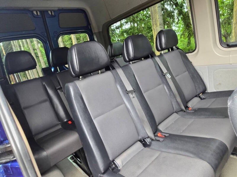 Used 2008 Dodge Sprinter 2500 w/ Accessory Group RWD image 15