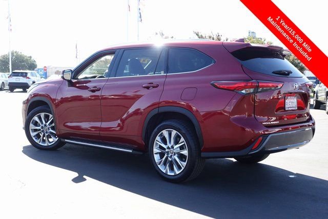Used 2022 Toyota Highlander Limited image 3
