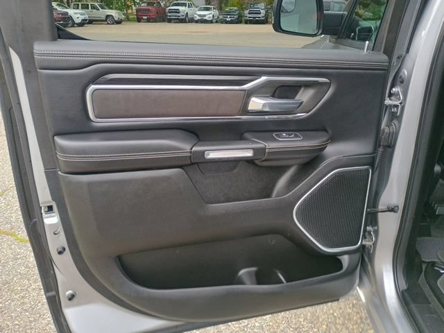 Used 2023 RAM 1500 Laramie AWD/4WD image 18