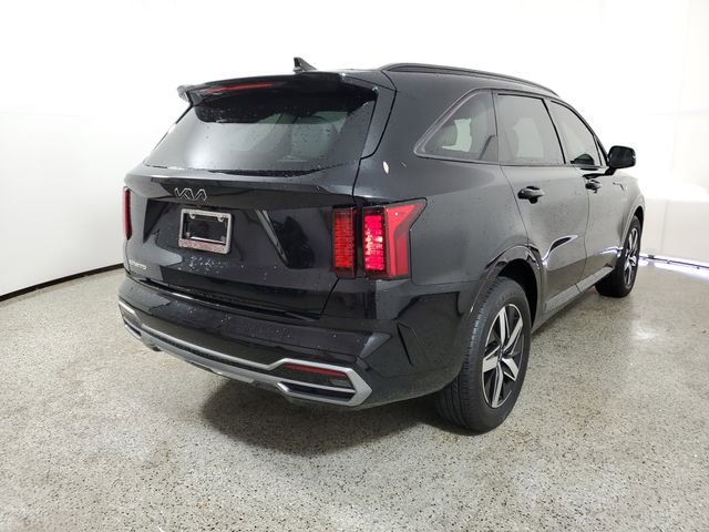 Used 2023 Kia Sorento S image 5