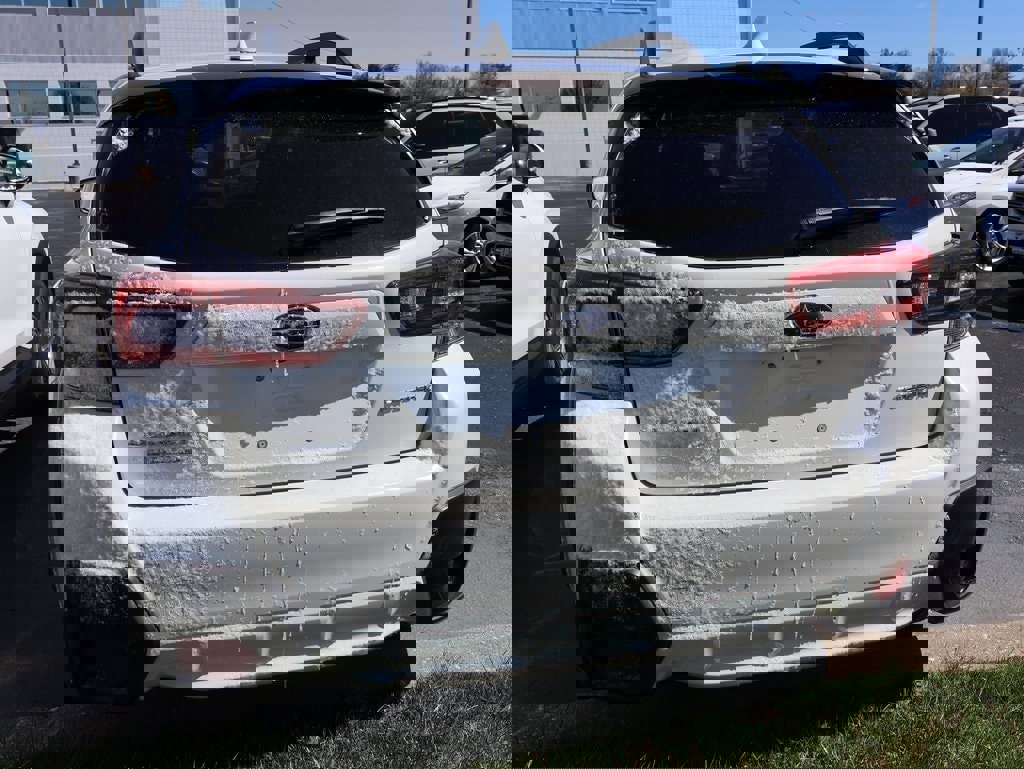 Used 2021 Subaru Crosstrek 2.0i Premium image 16