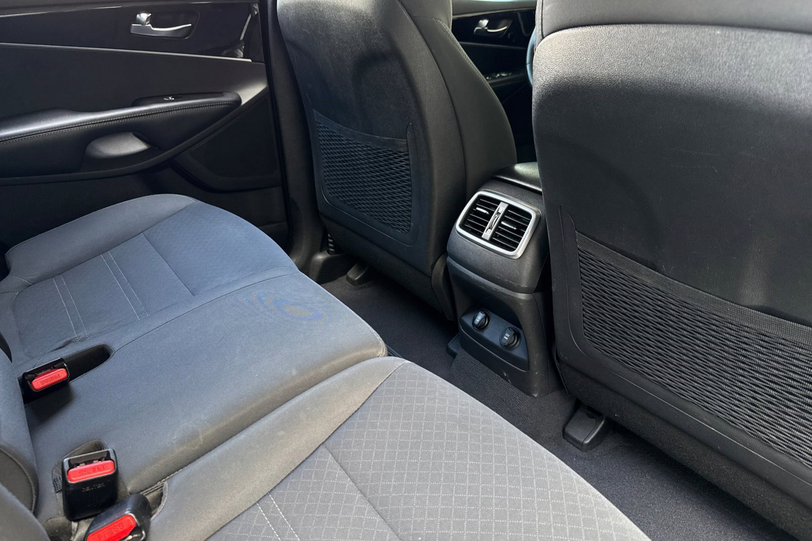 Used 2017 Kia Sorento LX w/ LX V6 Convenience Package FWD image 29