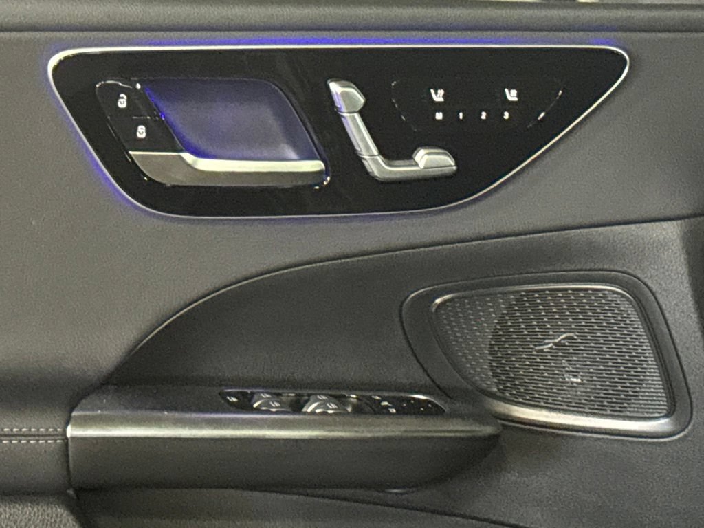 New 2026 Mercedes-Benz C 300 Sedan image 20
