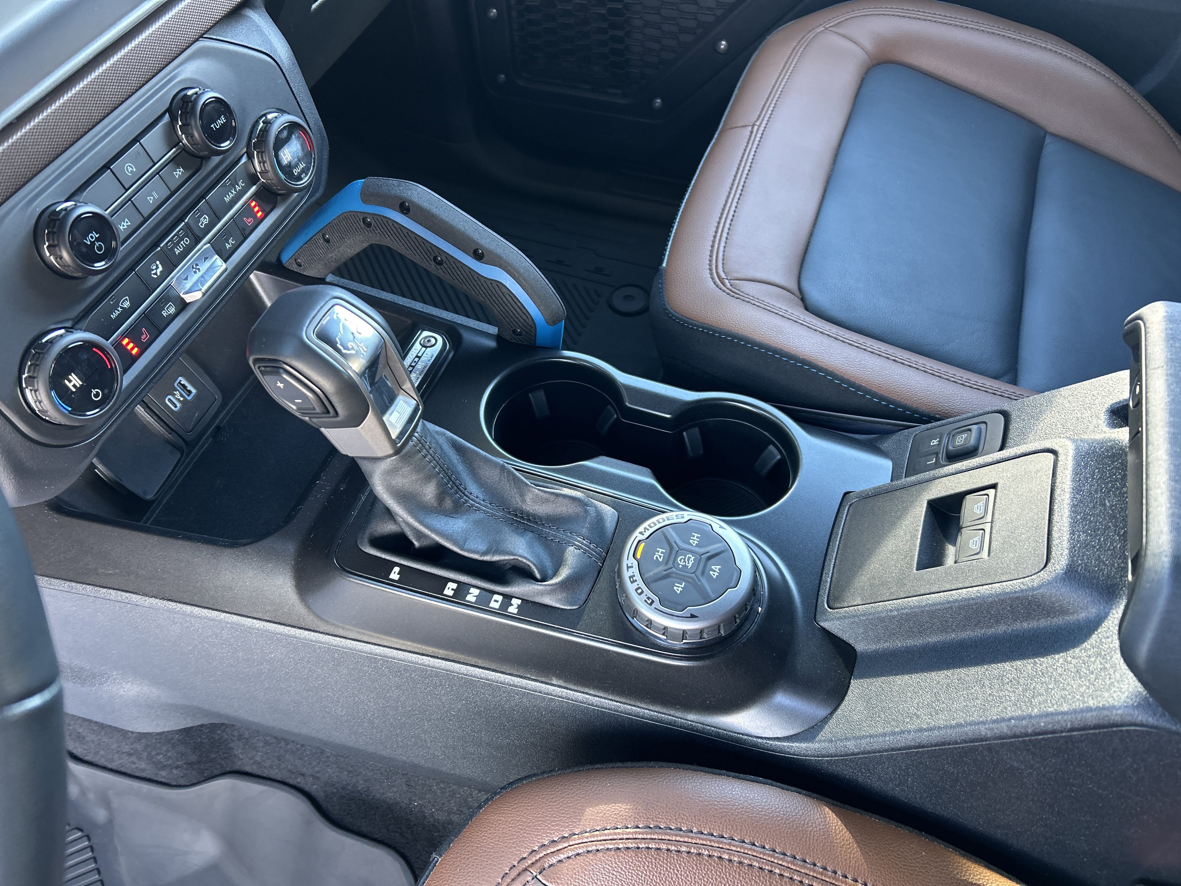 Used 2023 Ford Bronco Outer Banks image 21