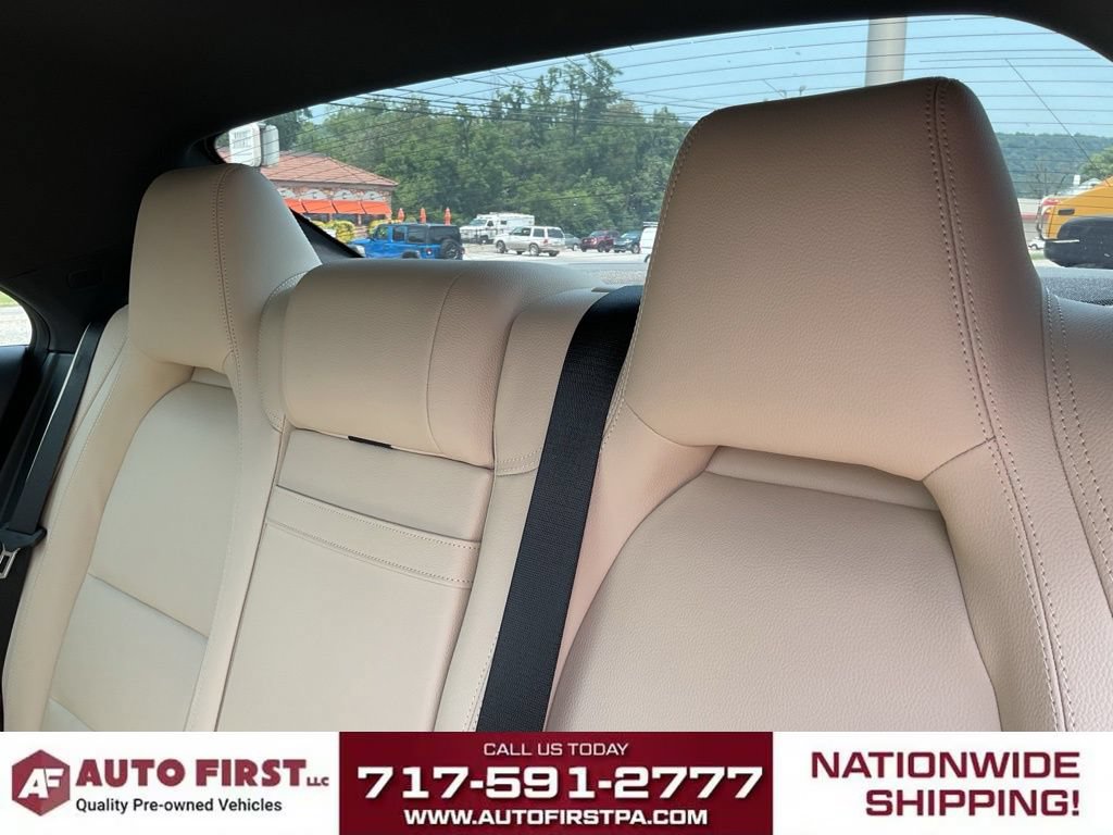 Used 2019 Mercedes-Benz CLA 250 4MATIC w/ Premium Package image 11