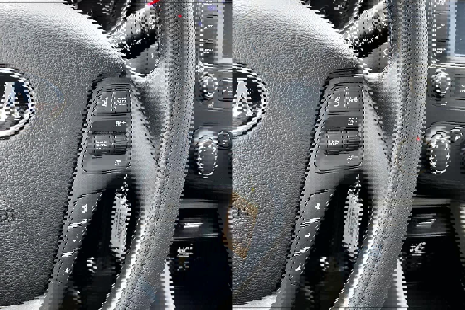 Used 2014 Kia Forte EX image 24