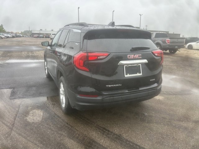 Used 2019 GMC Terrain SLE w/ Driver Convenience Package image 4