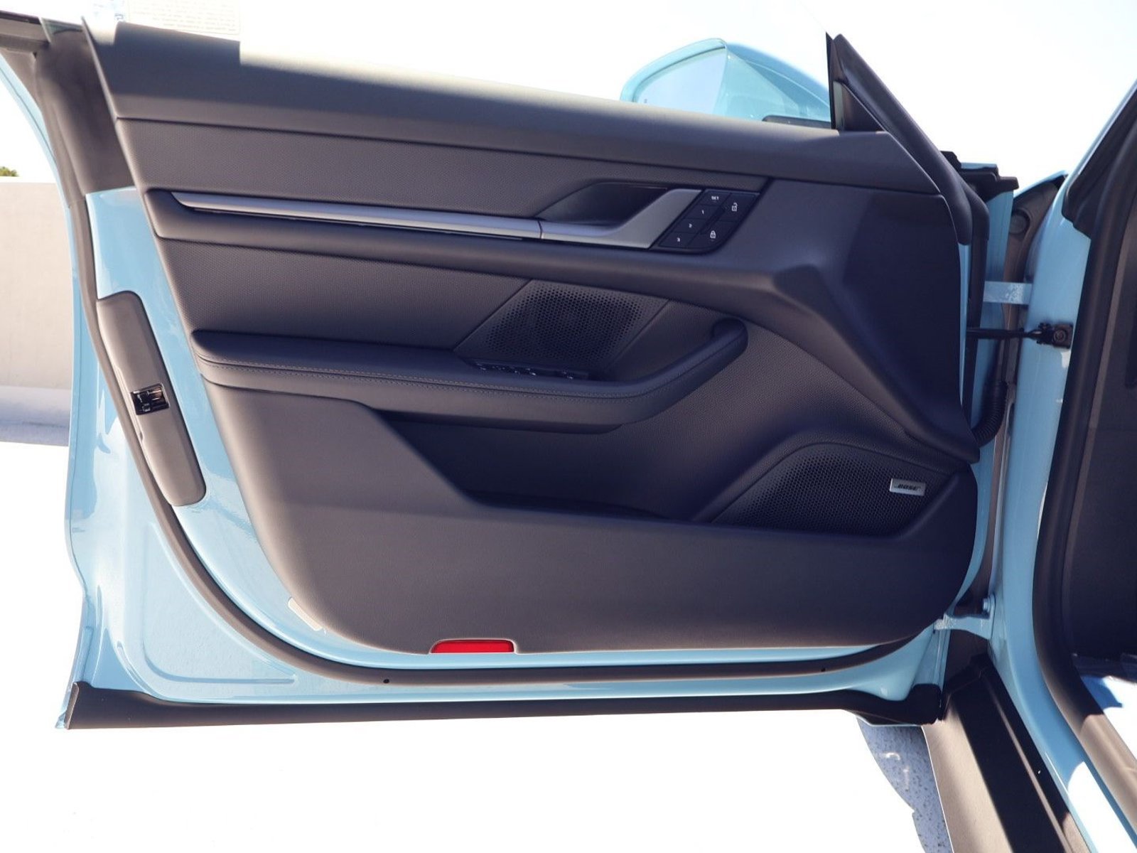 New 2026 Porsche Taycan AWD/4WD image 14
