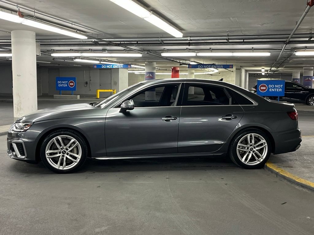 Used 2022 Audi A4 2.0T Premium Plus AWD/4WD image 32