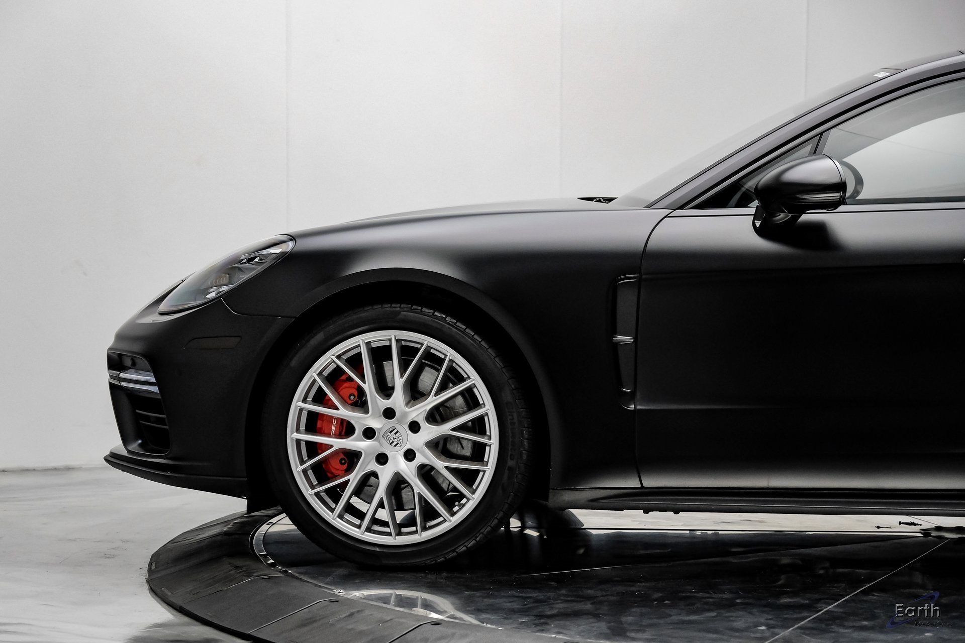 Used 2018 Porsche Panamera Turbo Sport Turismo image 6