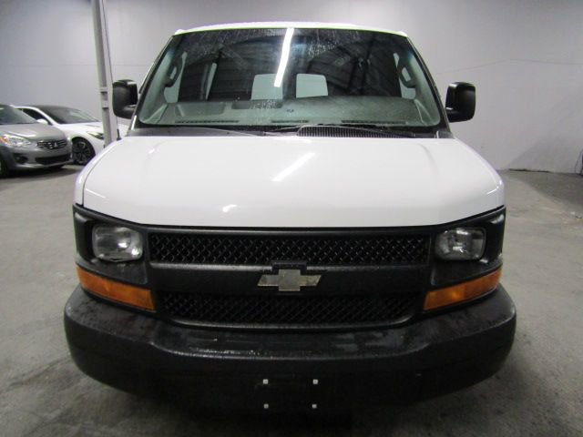 Used 2016 Chevrolet Express 3500 Extended image 3