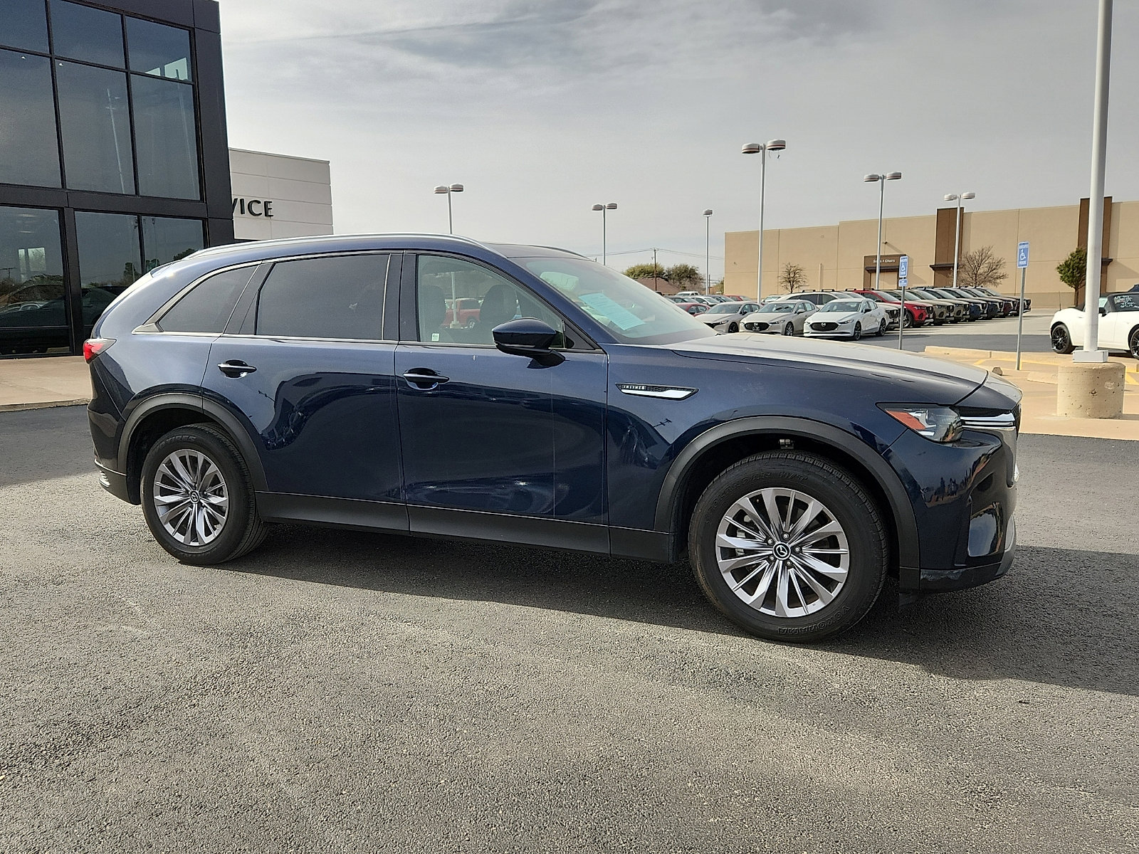 Used 2025 MAZDA CX-90 3.3 Turbo w/ Preferred Package image 8