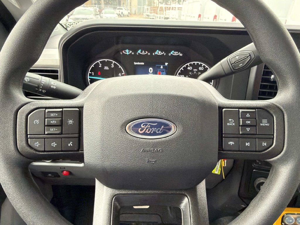 New 2026 Ford F450 XL w/ XL Chrome Package RWD image 23
