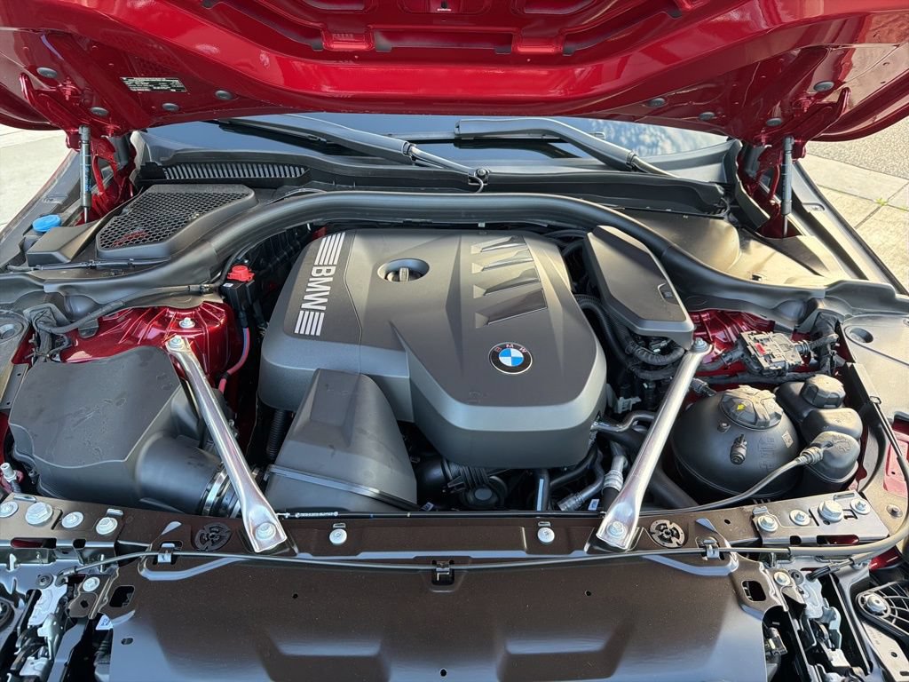 New 2026 BMW 530i xDrive w/ M Sport Package AWD/4WD image 13