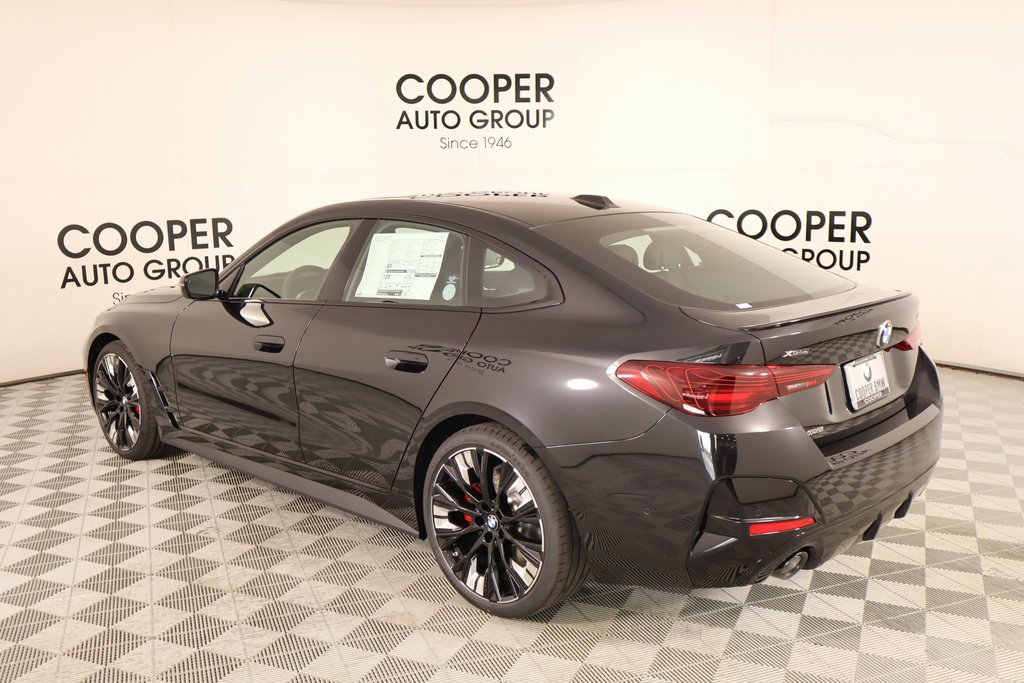 New 2026 BMW 430i xDrive w/ M Sport Package image 24