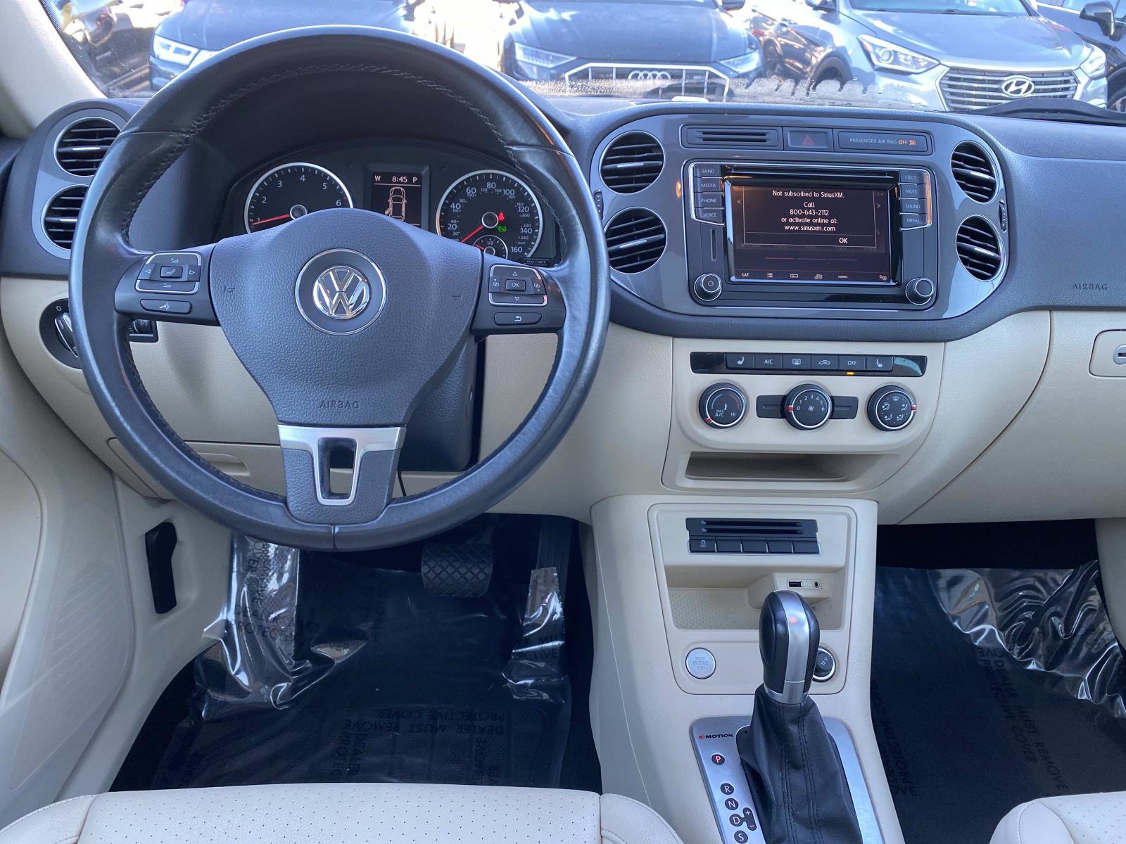 Used 2017 Volkswagen Tiguan Wolfsburg Edition image 11