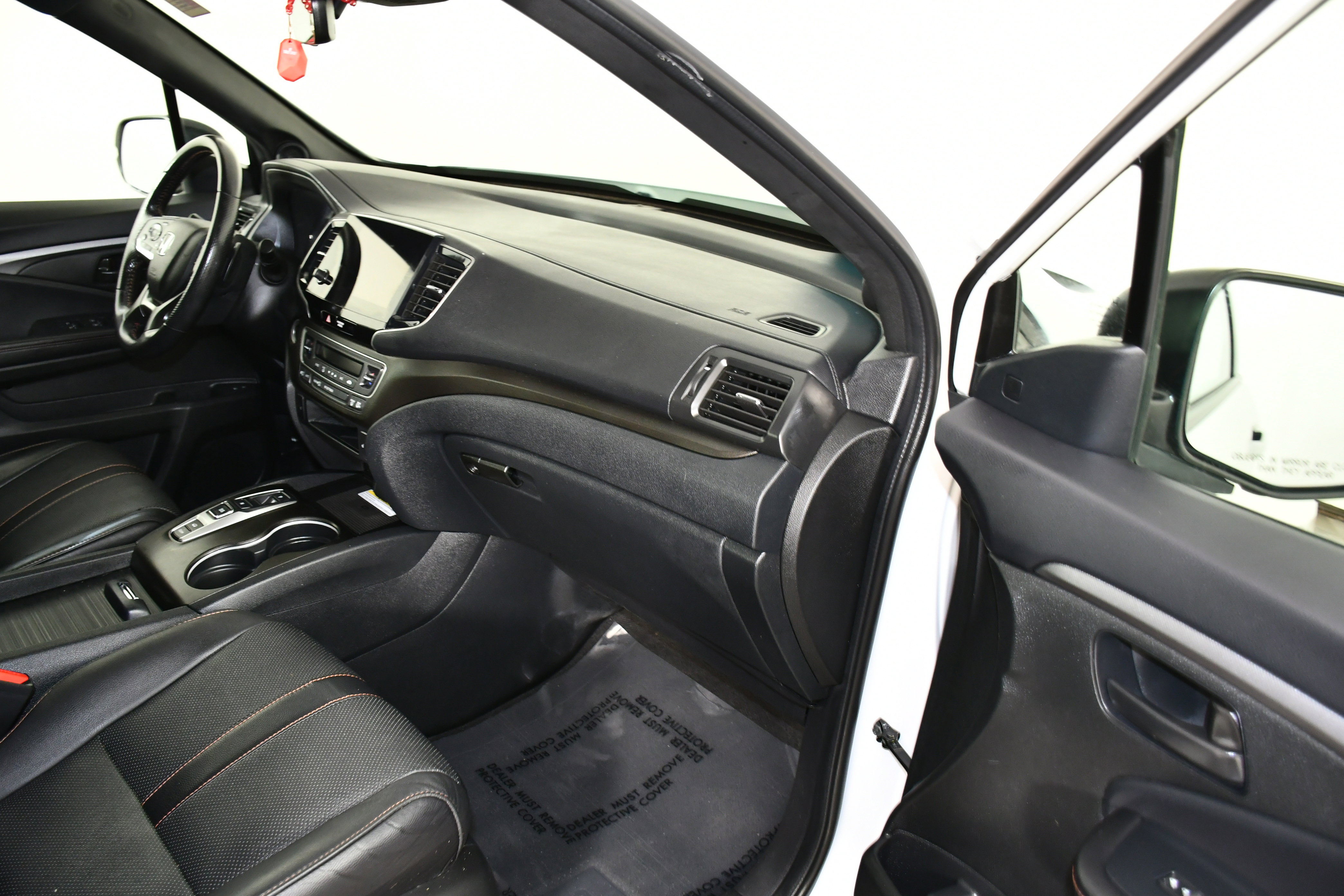 Certified 2023 Honda Passport TrailSport image 43