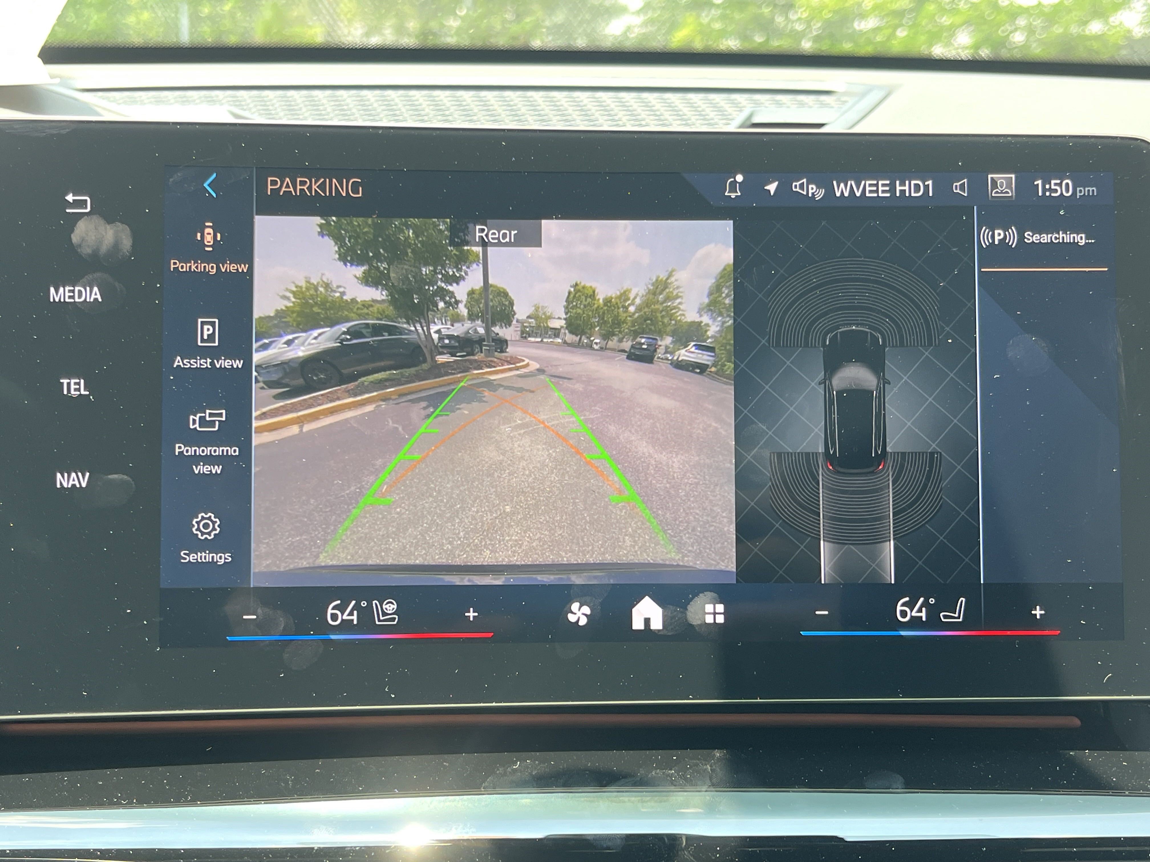 New 2025 BMW X1 xDrive28i w/ Convenience Package image 4