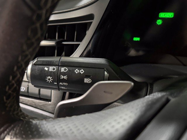 Used 2023 Lexus ES 300h F Sport image 21