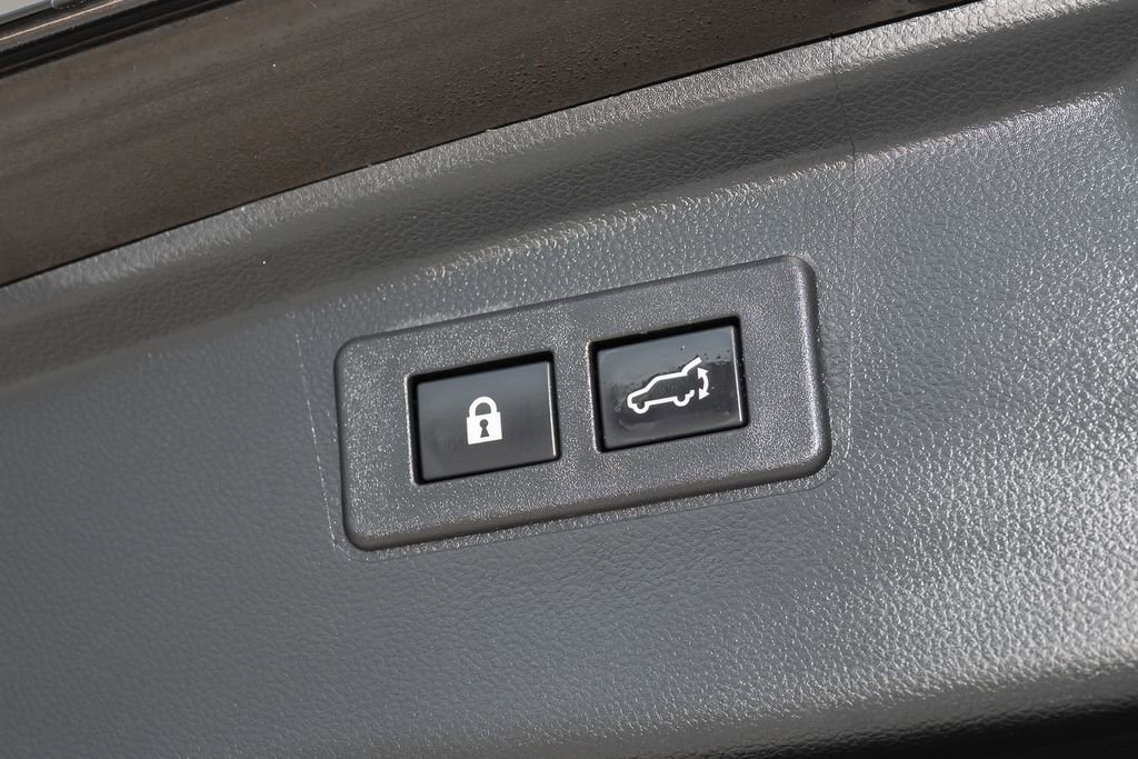 Used 2023 Subaru Outback Limited AWD/4WD image 36