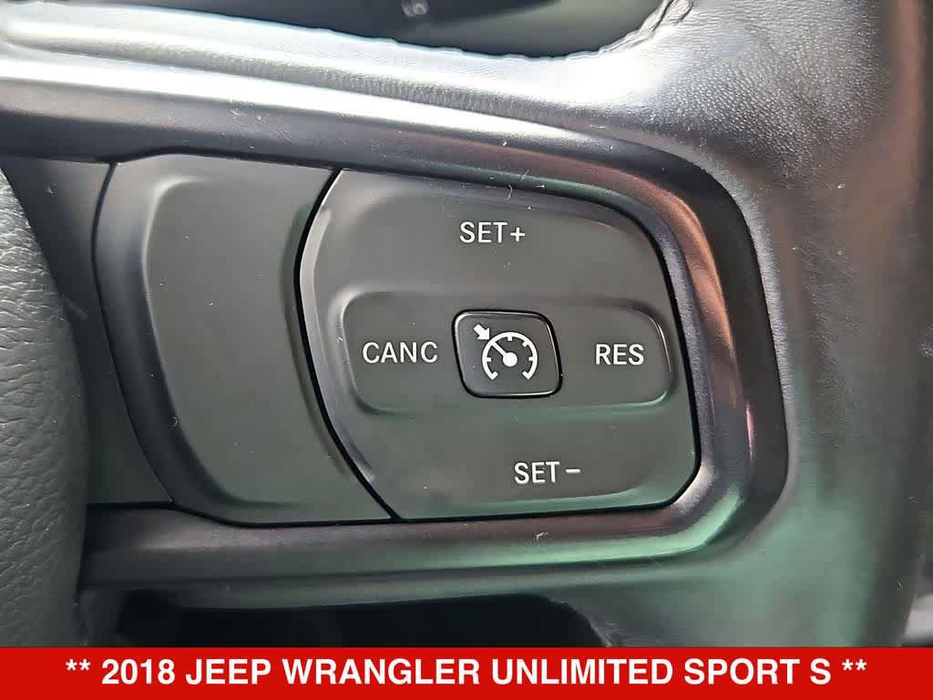 Used 2018 Jeep Wrangler Unlimited Sport S AWD/4WD image 25