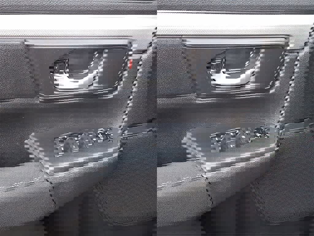 Certified 2018 Honda CR-V LX image 10