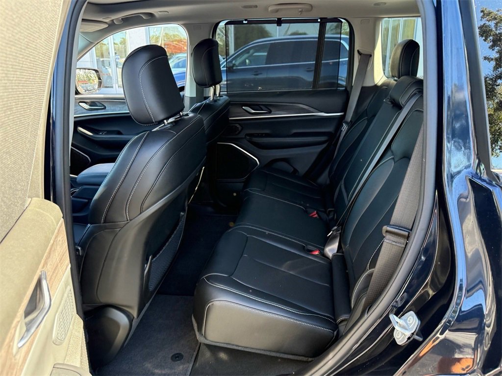 Used 2024 Jeep Grand Cherokee Limited 4xe w/ Luxury Tech Group II image 5