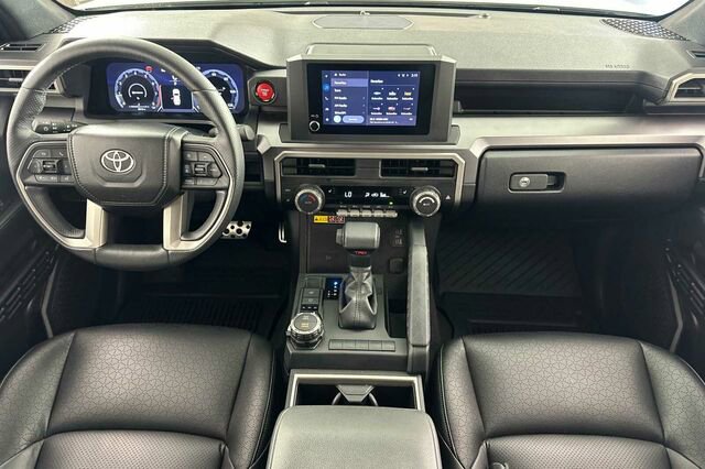 Used 2025 Toyota 4Runner 4WD image 15
