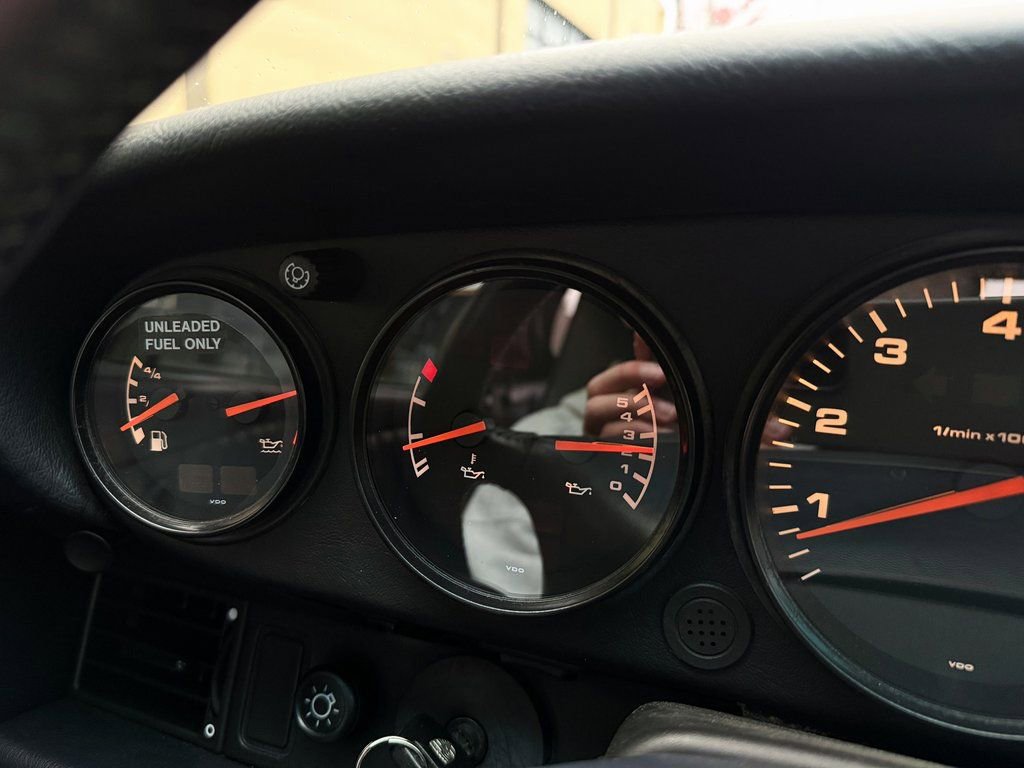 Used 1992 Porsche 911 Carrera image 62