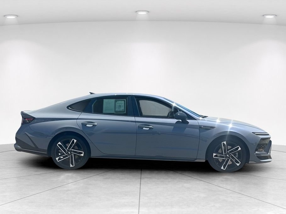 New 2026 Hyundai Sonata N Line FWD image 3