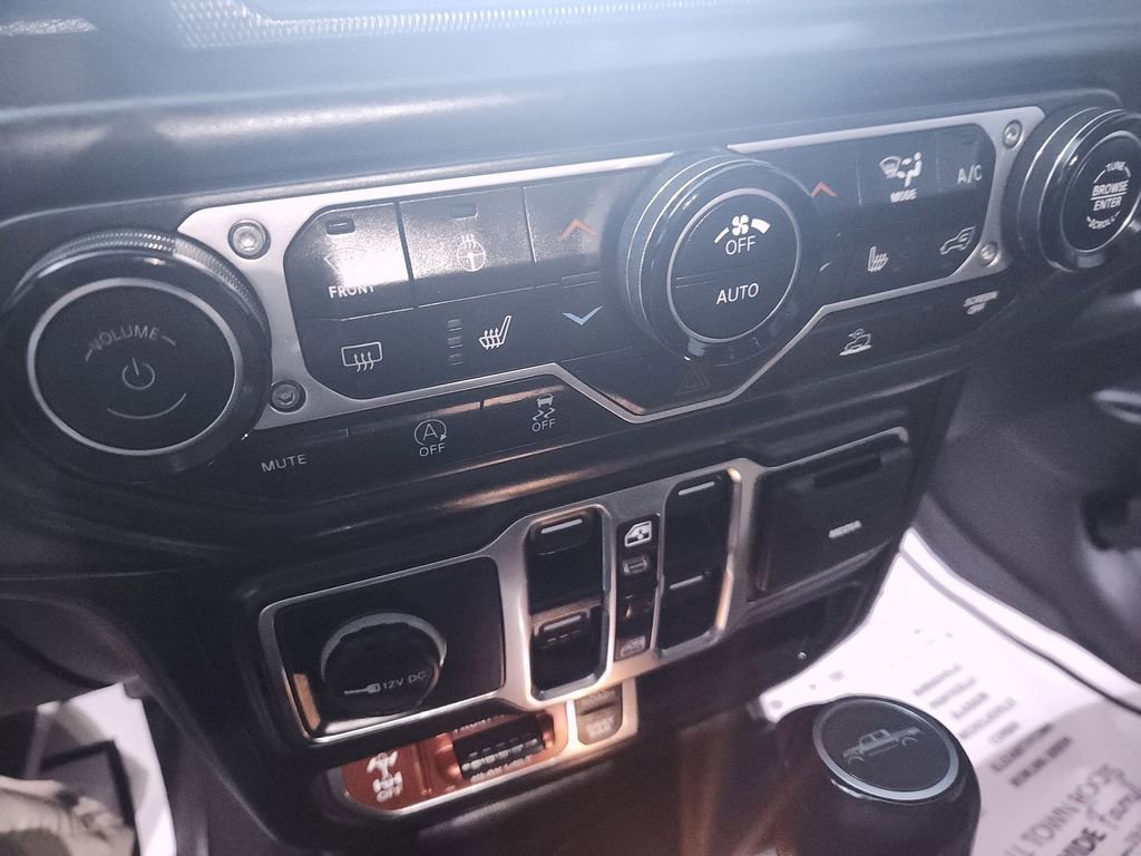 Used 2020 Jeep Gladiator Rubicon AWD/4WD image 19