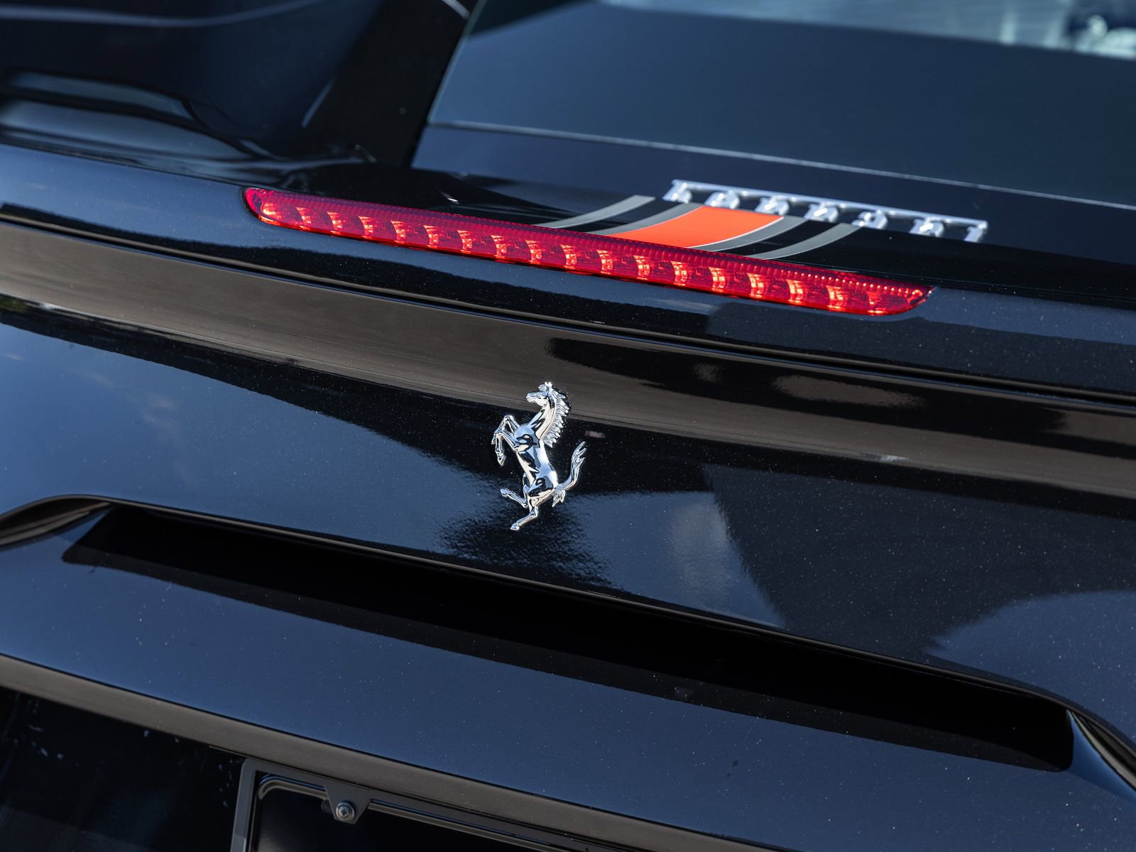 Used 2017 Ferrari 488 GTB RWD image 15