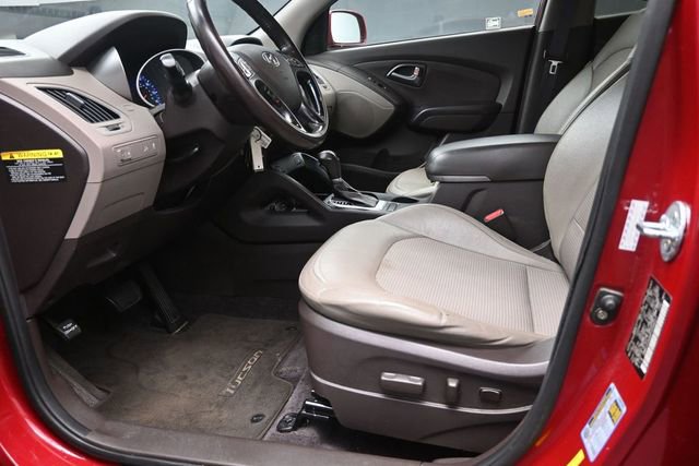 Used 2015 Hyundai Tucson SE FWD image 17