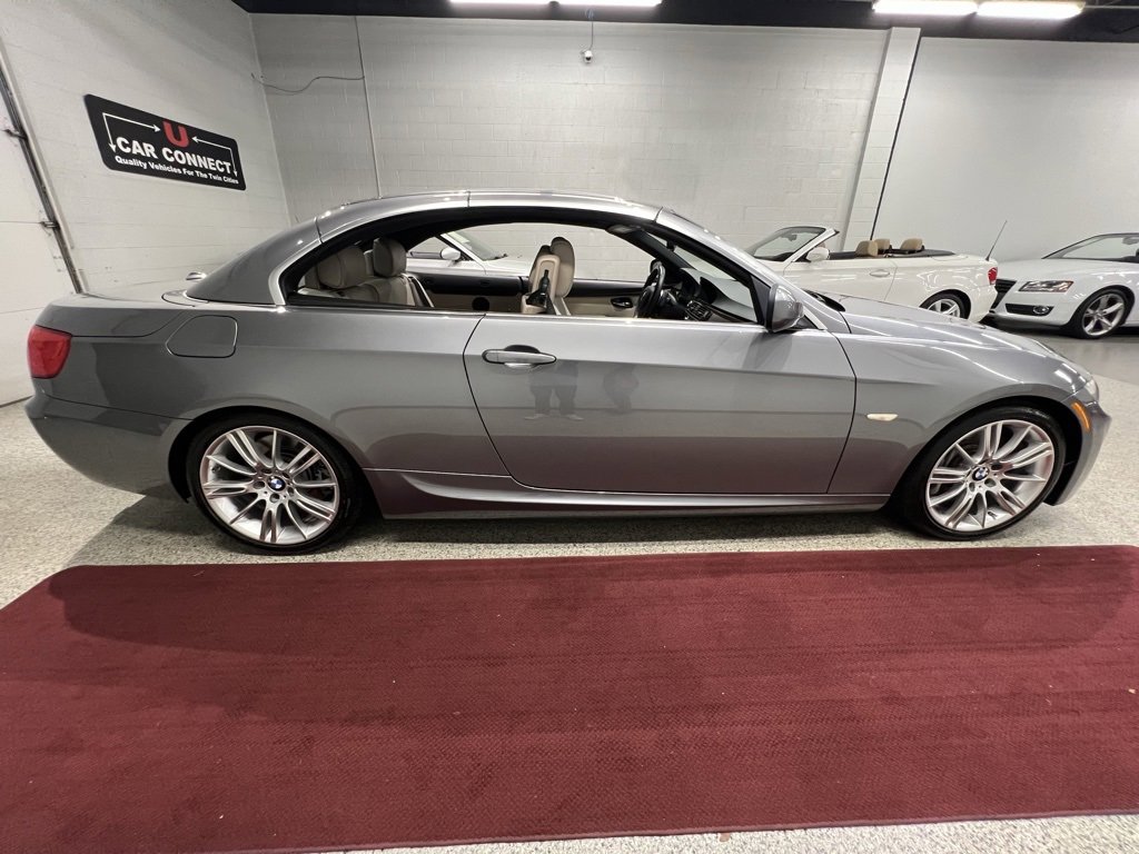 Used 2013 BMW 335i Convertible image 73