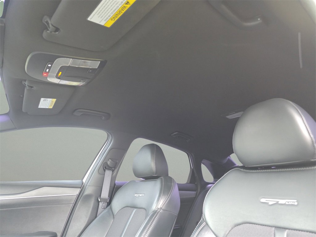 Used 2022 Kia K5 GT-Line image 12