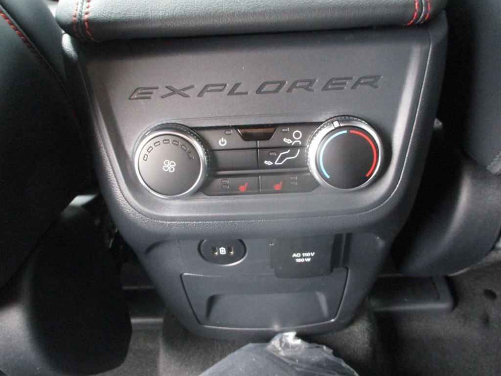 New 2026 Ford Explorer ST-Line w/ ST-Line Street Pack image 8