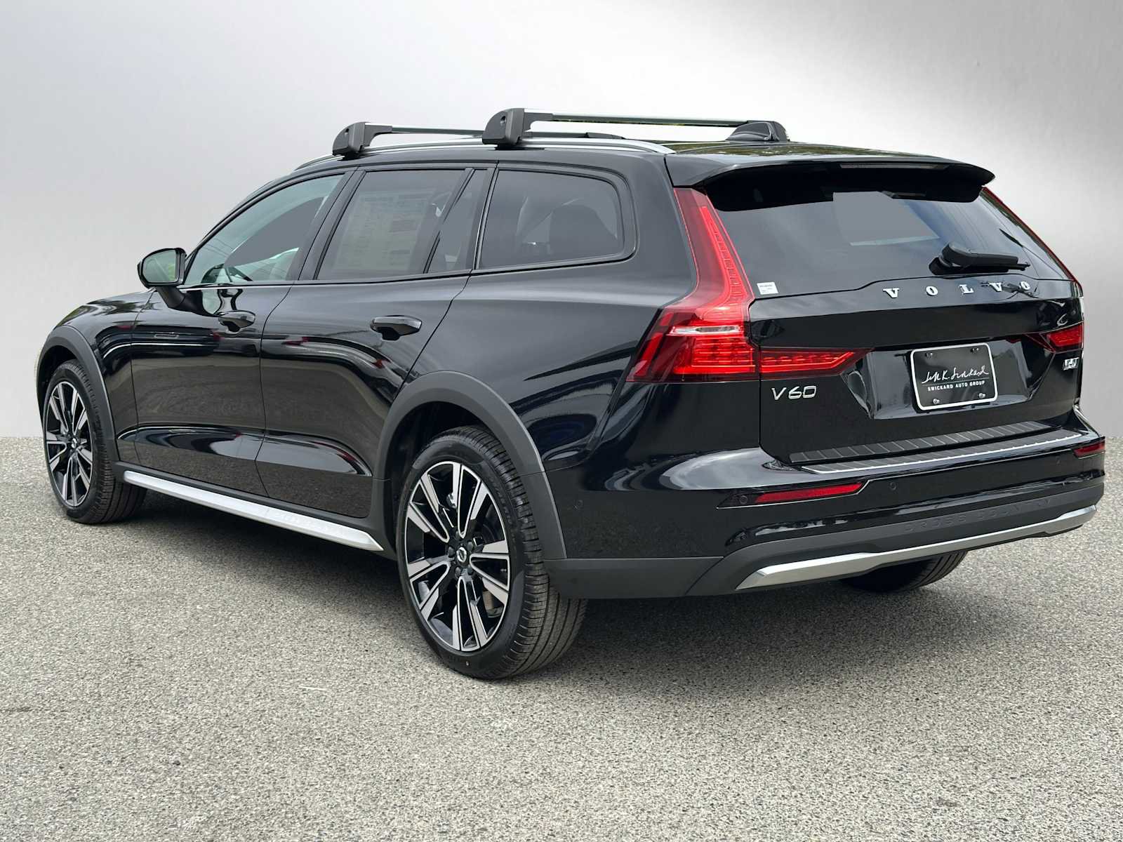 New 2026 Volvo V60 B5 Cross Country Ultra w/ Climate Package image 5
