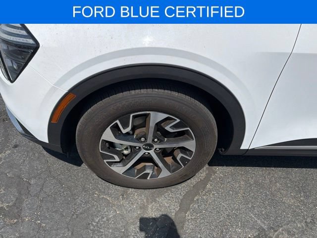 Used 2024 Kia Sportage EX FWD image 18