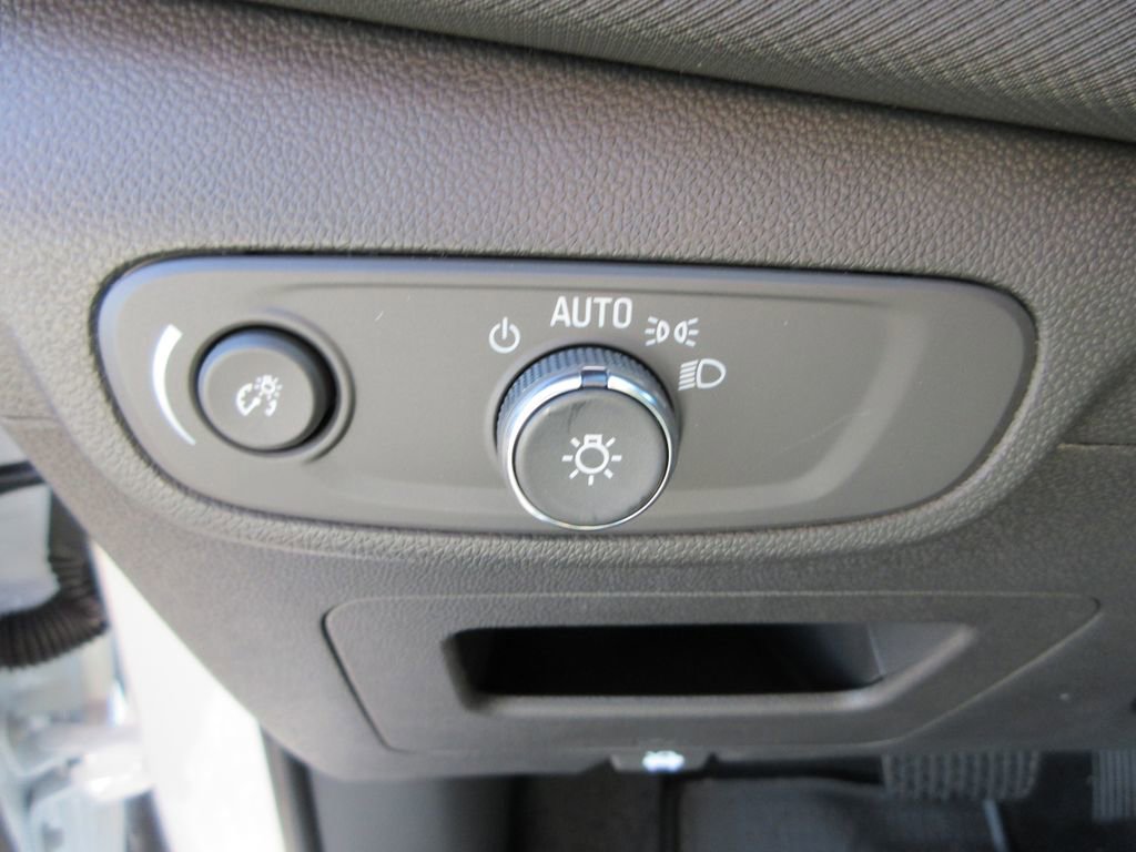 New 2026 Chevrolet TrailBlazer LT w/ LPO, Blackout Package FWD image 22