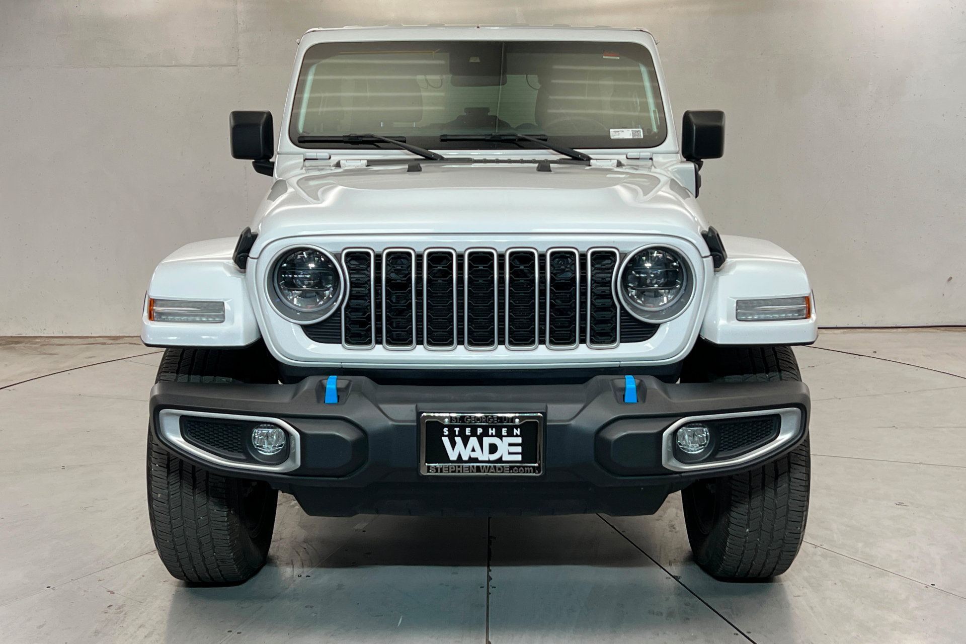 Used 2024 Jeep Wrangler Unlimited Sahara AWD/4WD image 8