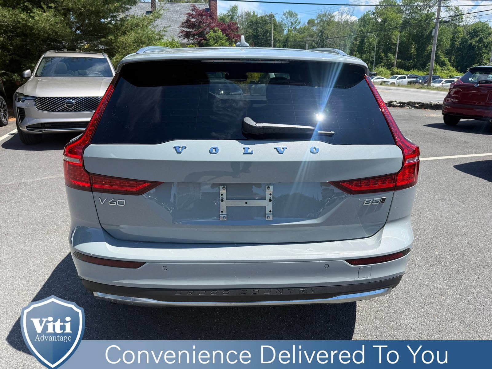 New 2026 Volvo V60 B5 Cross Country Ultra w/ Climate Package AWD/4WD image 7