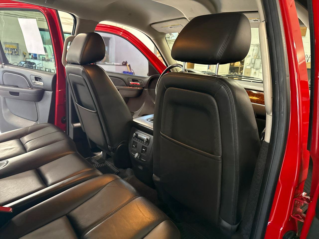 Used 2012 Chevrolet Avalanche LT AWD/4WD image 41