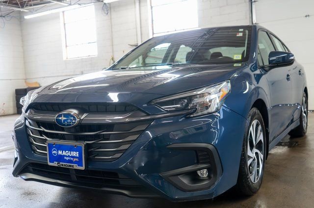 Used 2023 Subaru Legacy Premium AWD/4WD image 2