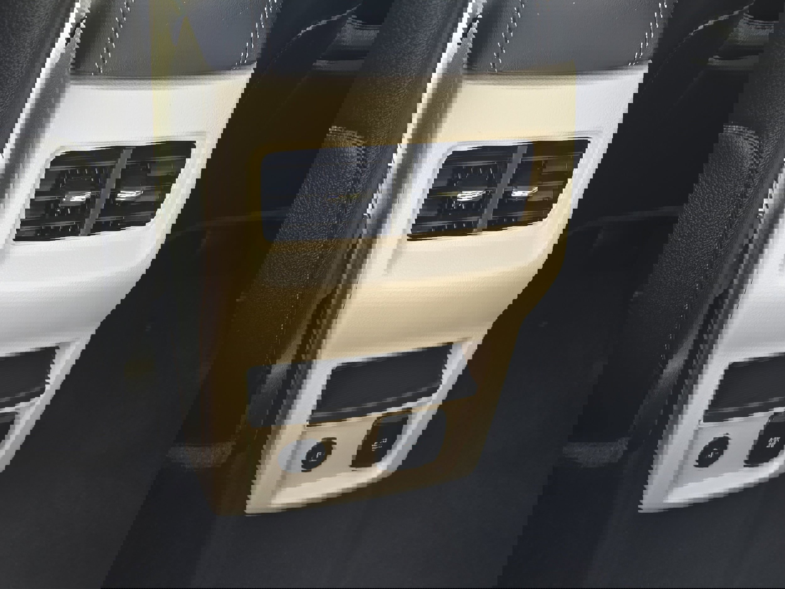 Certified 2023 Ford Edge Titanium AWD/4WD image 14