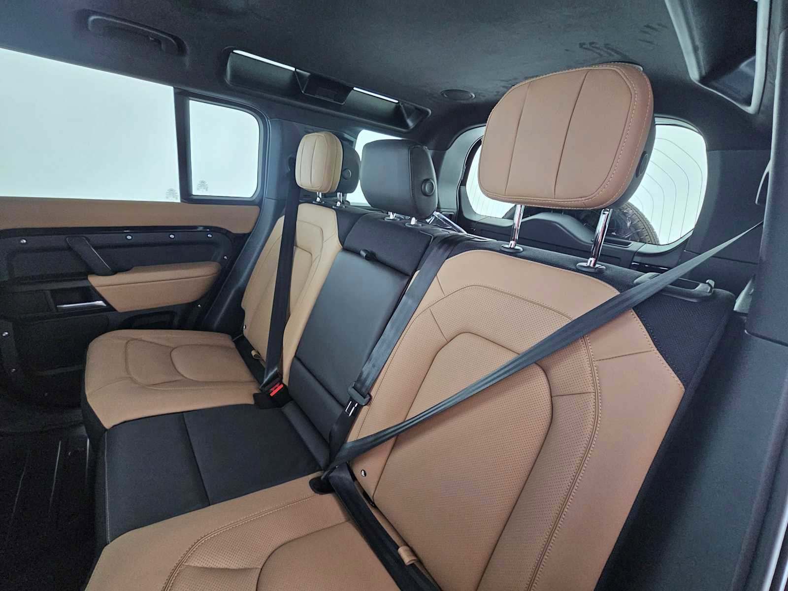 New 2026 Land Rover Defender 110 X image 17