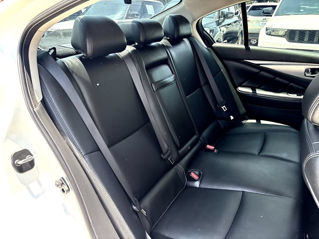 Used 2021 INFINITI Q50 Luxe w/ Cargo Package RWD image 23