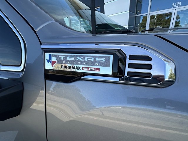 New 2026 GMC Sierra 2500 SLT image 4