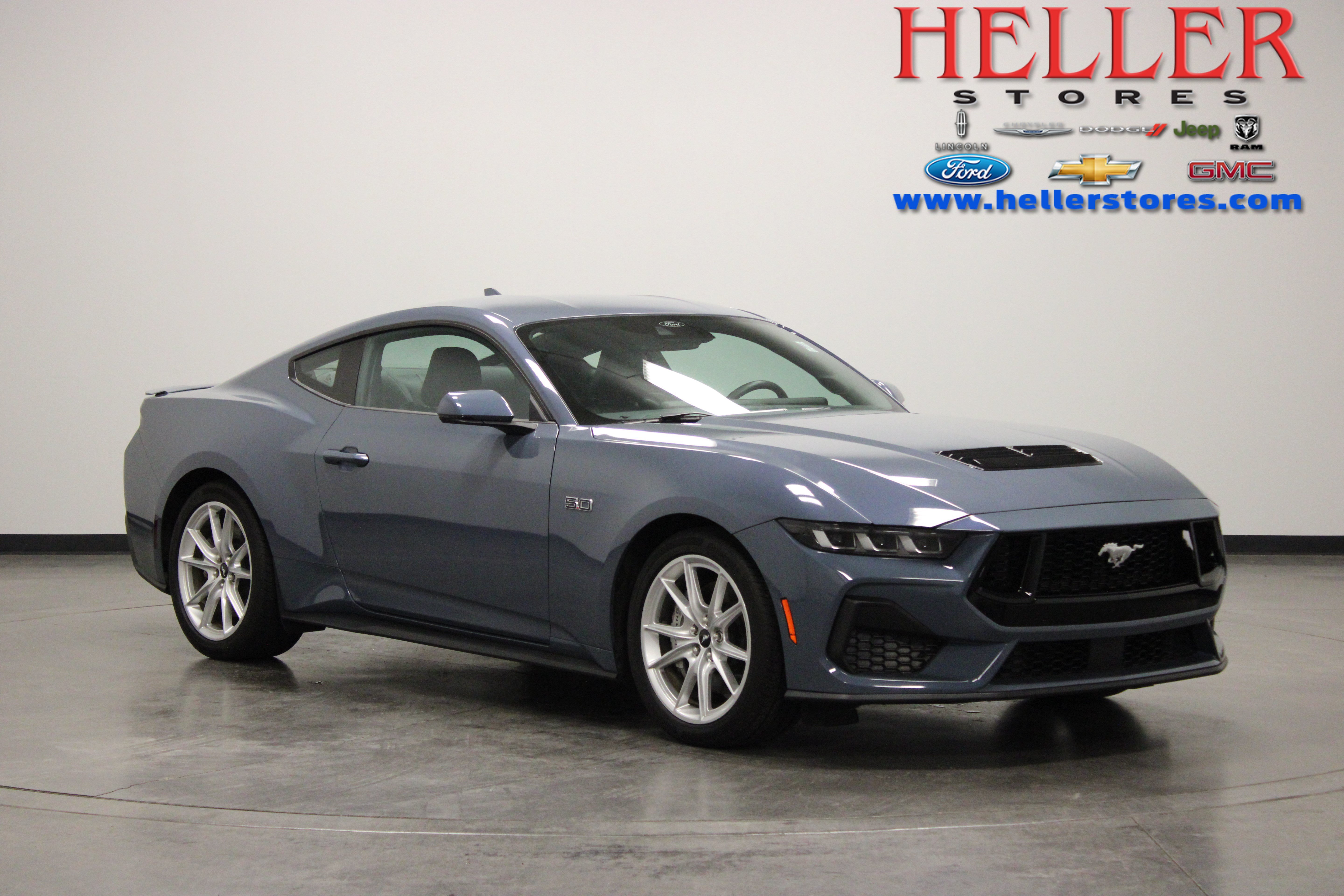 Used 2024 Ford Mustang GT Premium RWD image 1