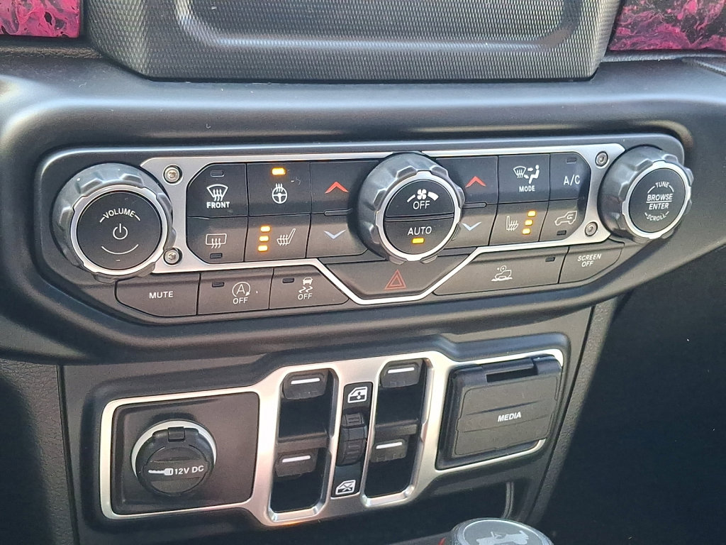 Used 2021 Jeep Wrangler Unlimited Sport AWD/4WD image 28